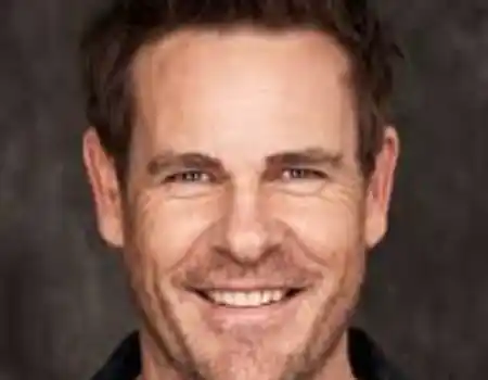 Aaron Jeffery