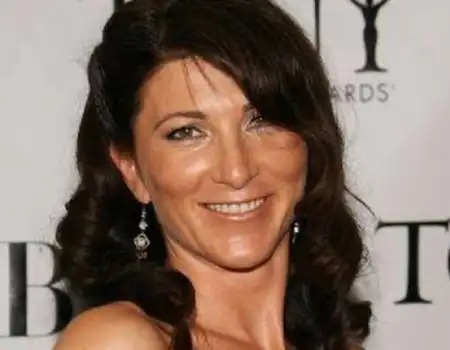 Eve Best