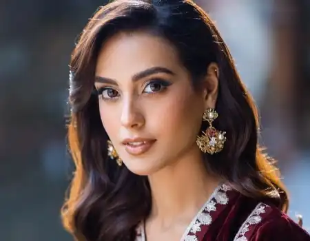 Iqra Aziz