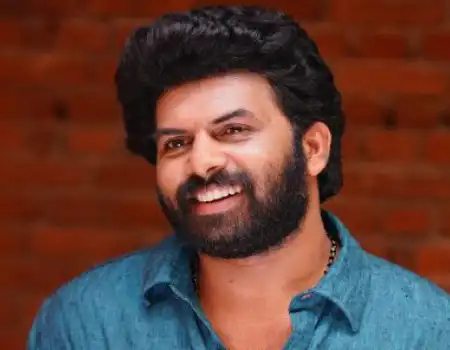 Sunny Wayne