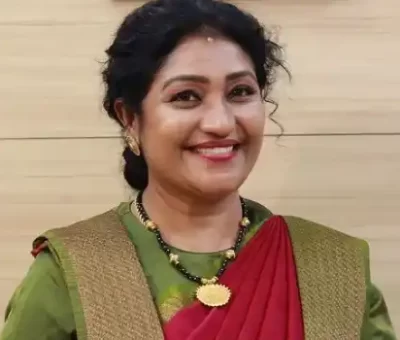 Thesni Khan